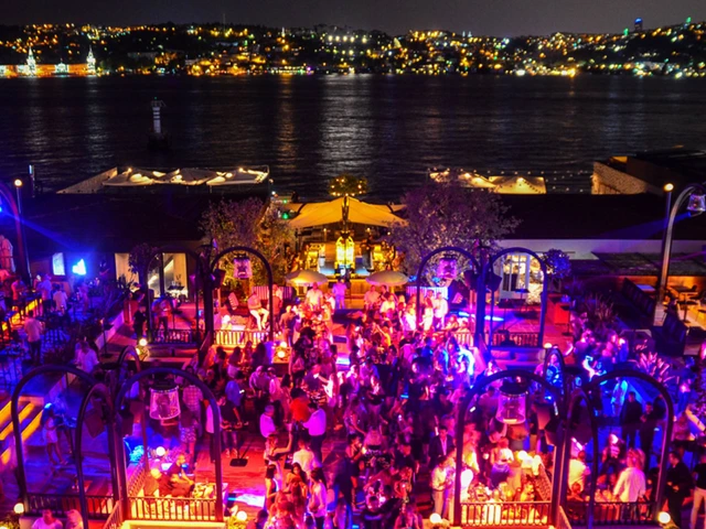 The Insider's Guide to Nightlife in Istanbul: Where to Go and What to Do